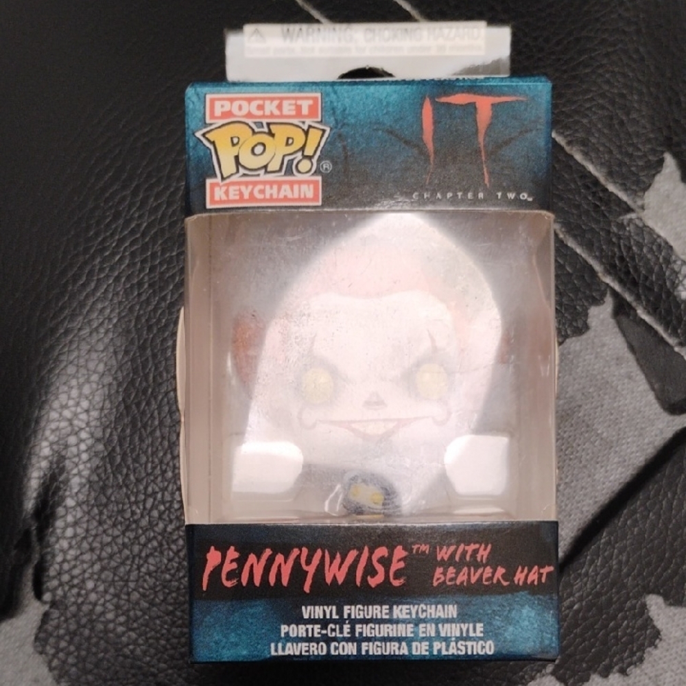 2019 FUNKO PENNYWISE WITH BEAVER HAT KEYCHAIN POCKET POP NEW IN PACKAGE